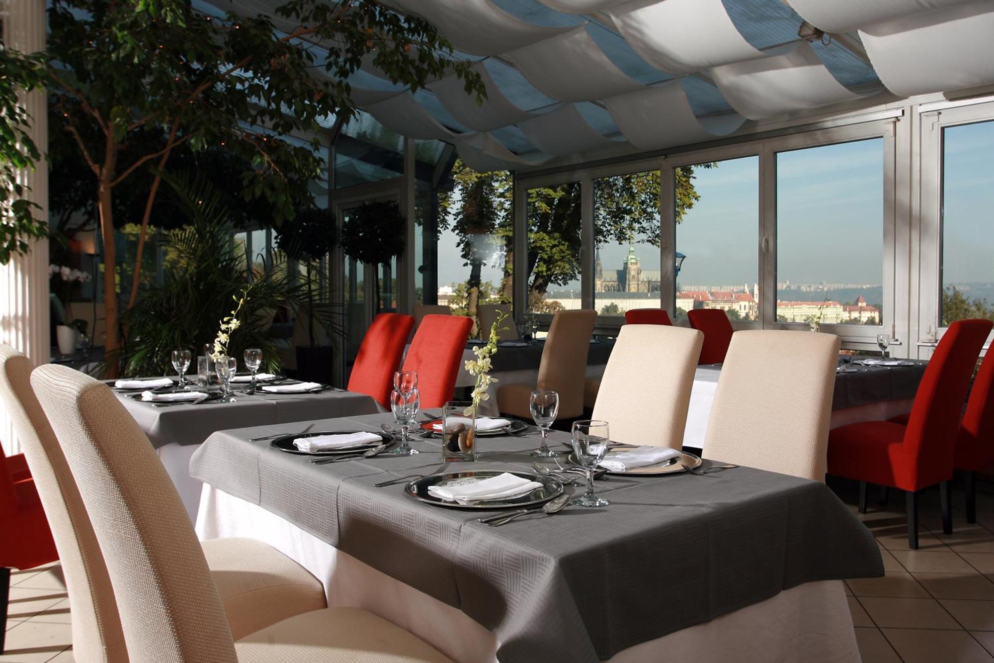 Nebozizek Hotel A Restaurant Praga Zewnętrze zdjęcie